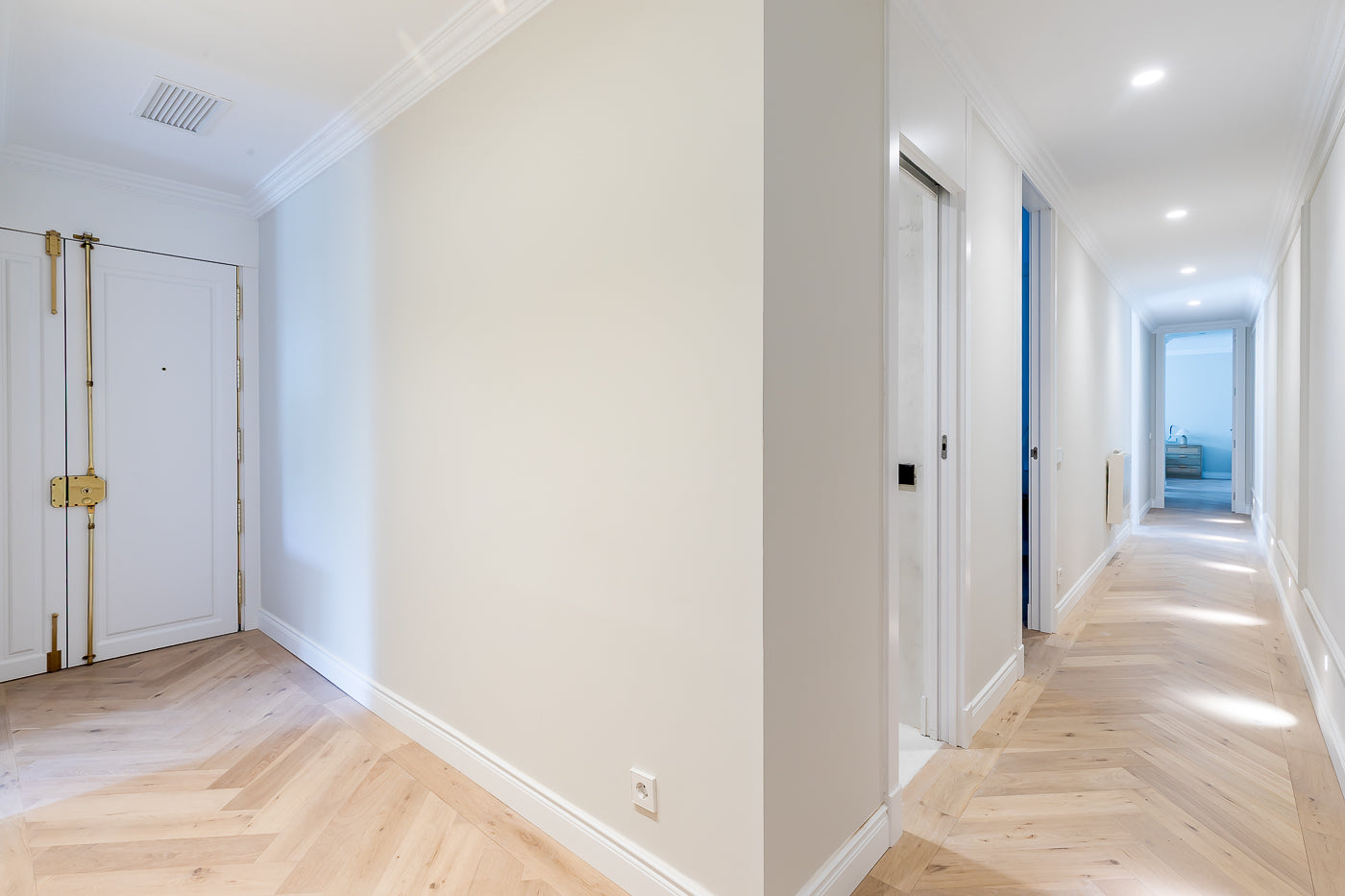 PISO EN ZONA CENTRO PASEO DEL PRADO - 153 m2