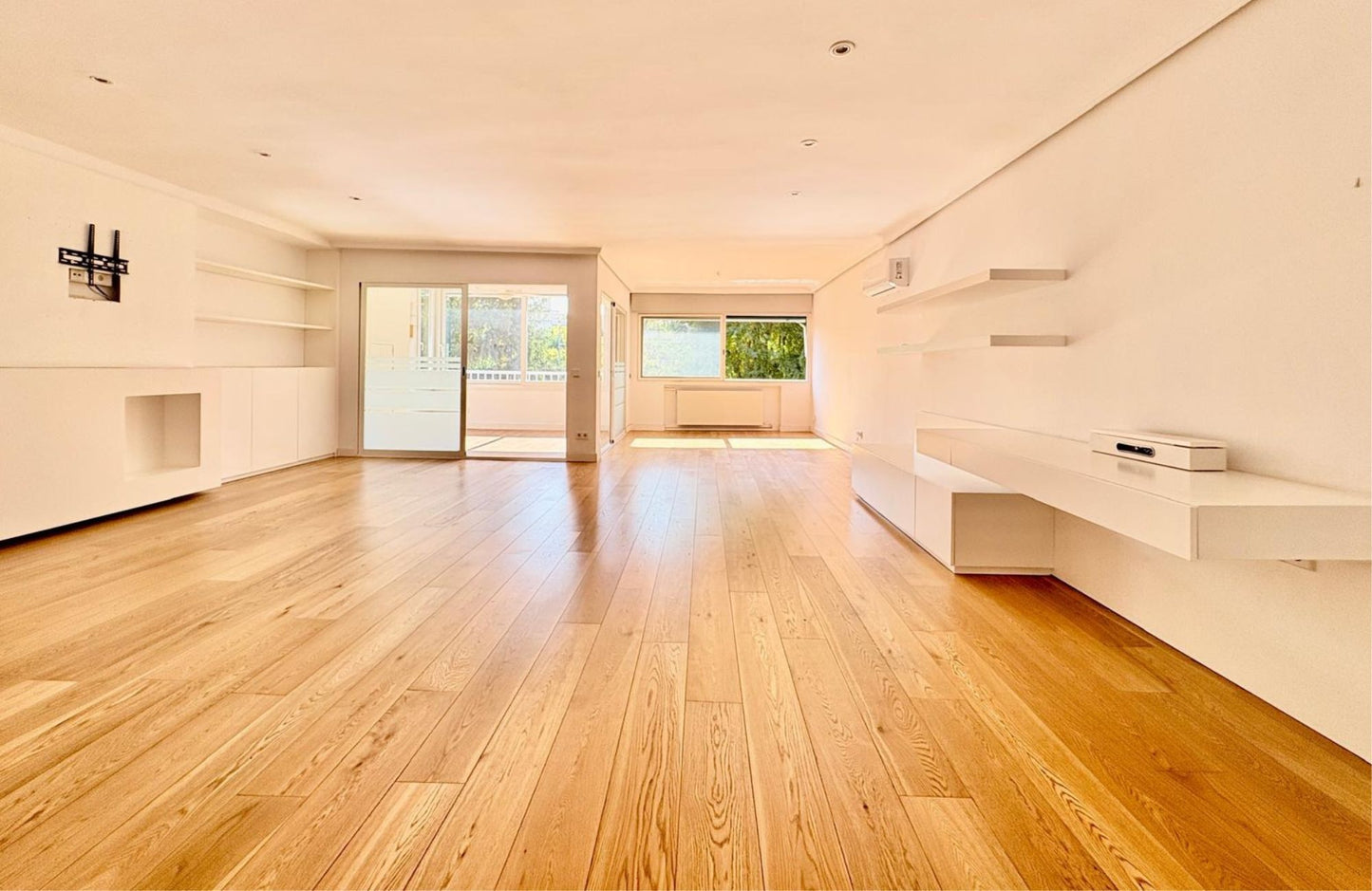 PISO EN AZALEA - 207 m2