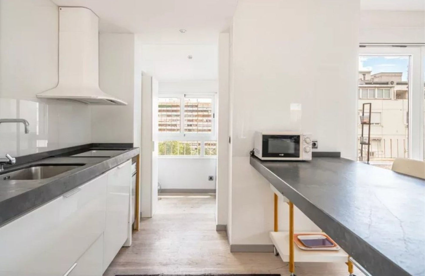 ÁTICO EN CALLE CASTELLÓ - 320 m2