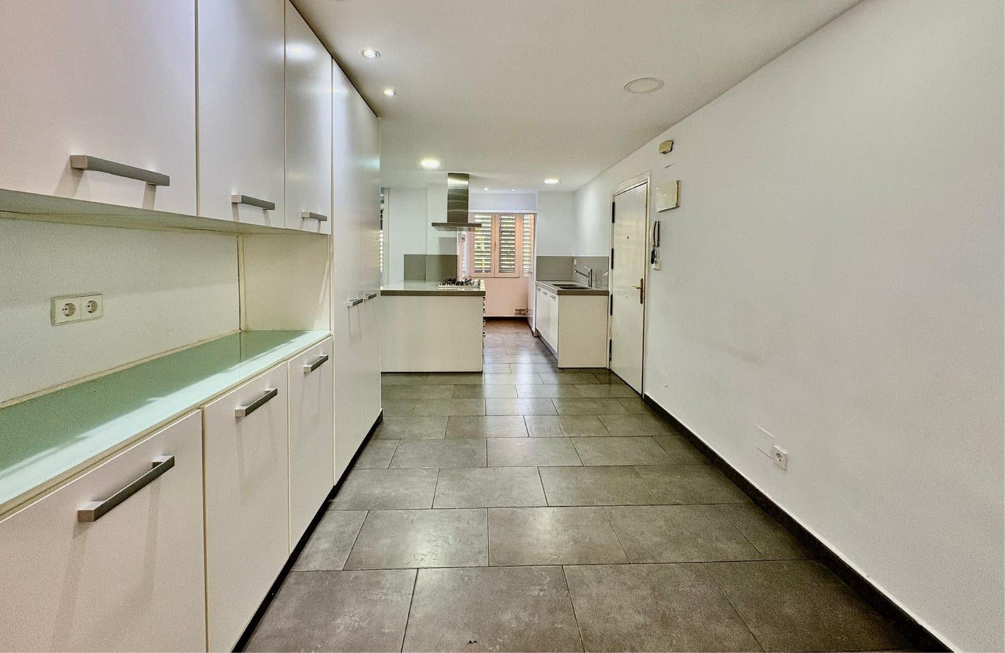 PISO EN AZALEA - 207 m2