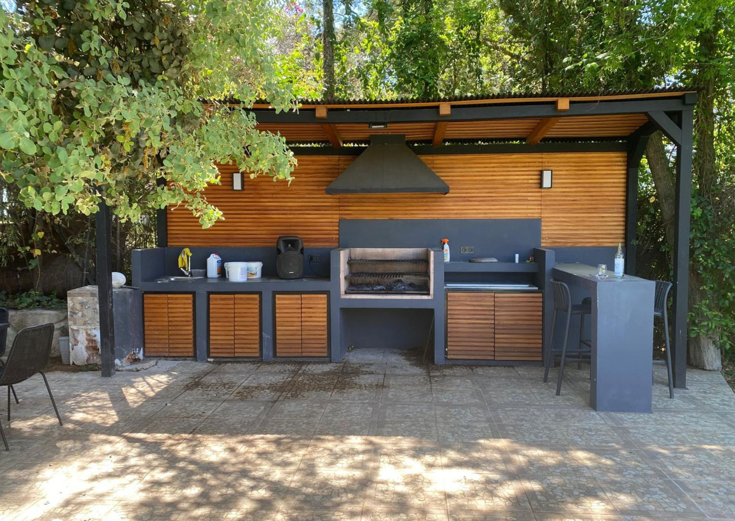 CHALET INDEPENDIENTE EN CAMINO DE MESONCILLOS - 810 m2