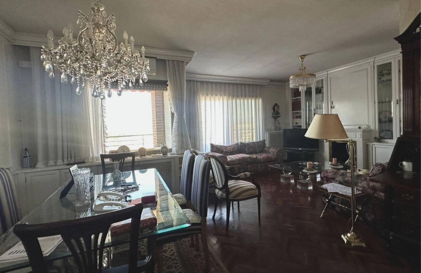 PISO A REFORMAR CALLE JUAN JOSÉ LOPEZ IBOR - 211 m2