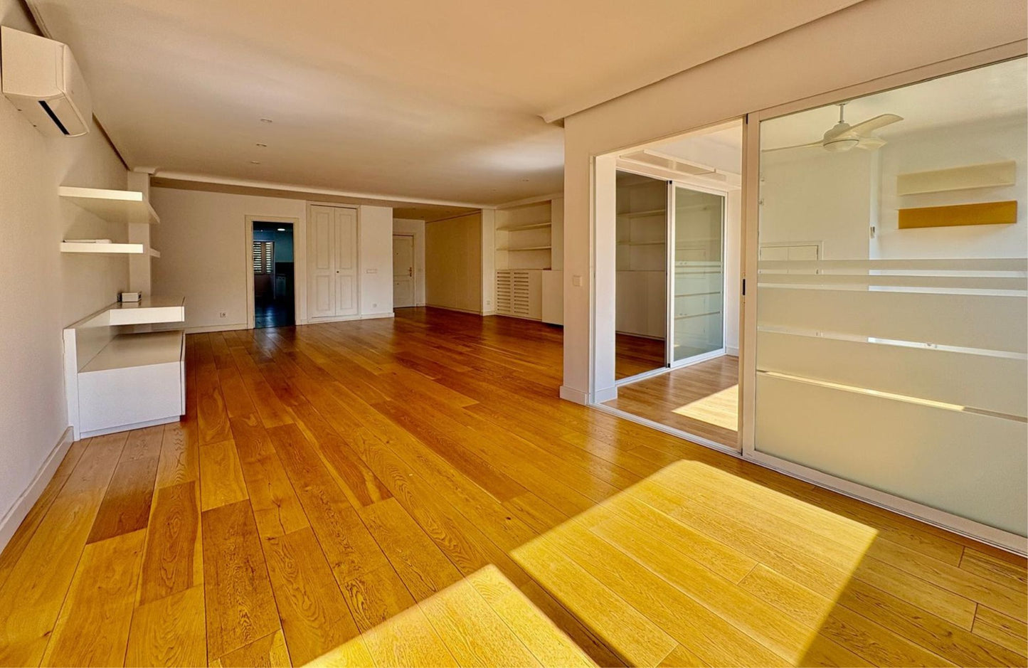 PISO EN AZALEA - 207 m2