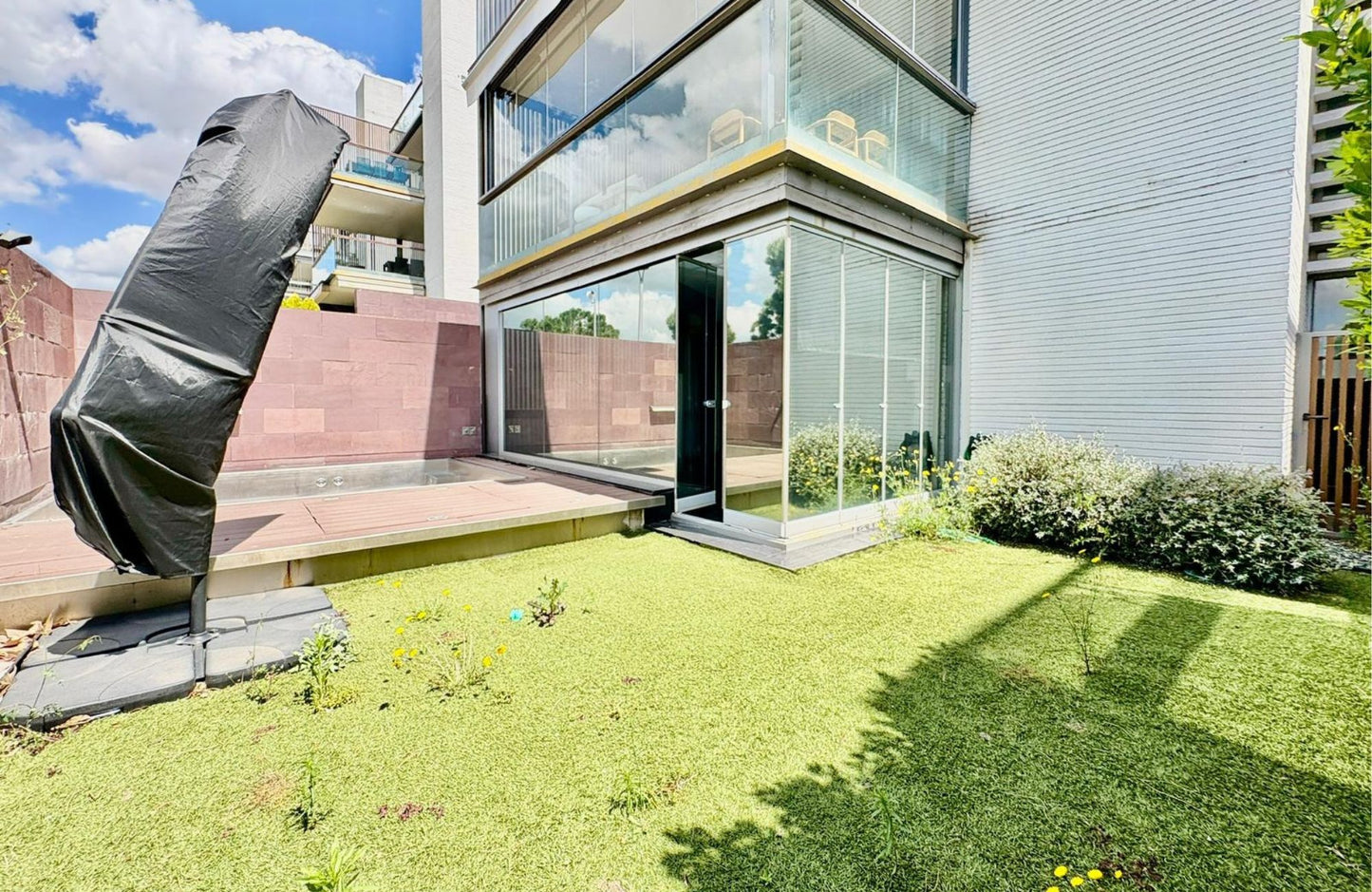 PISO EN CAMINO VIEJO DEL CURA - 278 m2