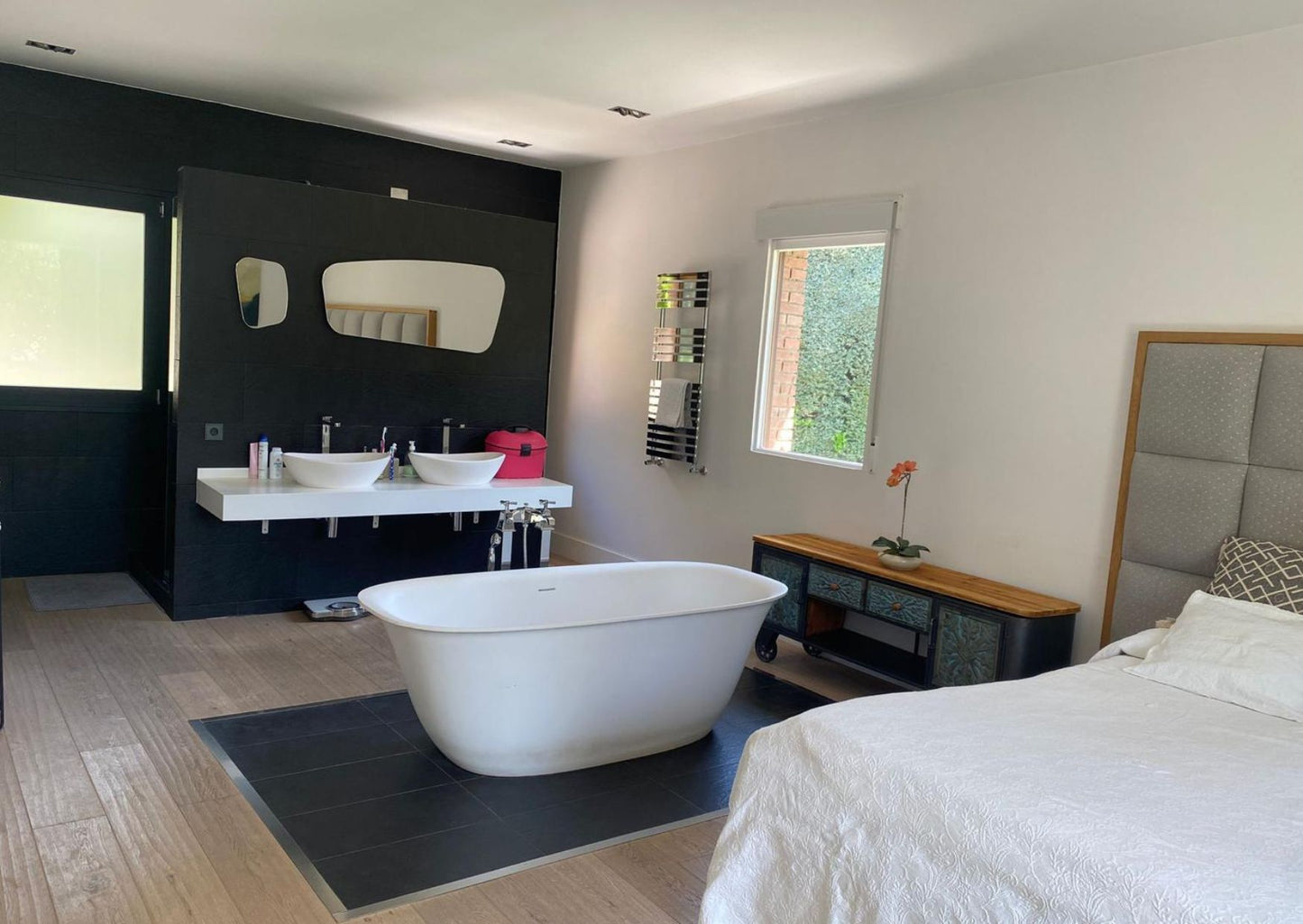 CHALET INDEPENDIENTE EN CAMINO DE MESONCILLOS - 810 m2