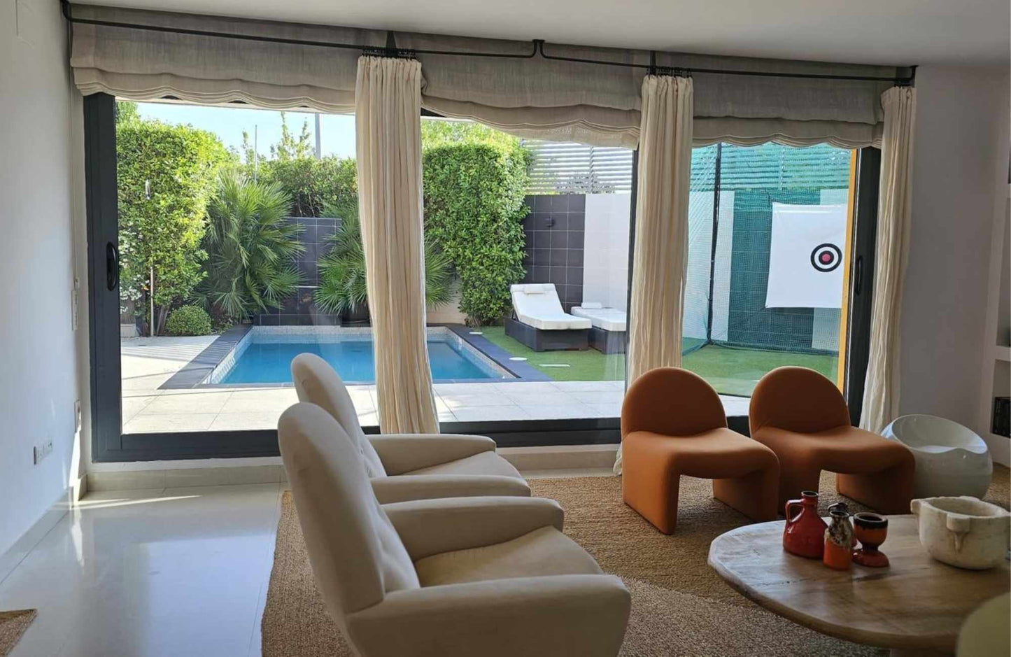 CHALET PAREADO EN CALLE SAN ENRIQUE DE OSSÓ - 330 m2