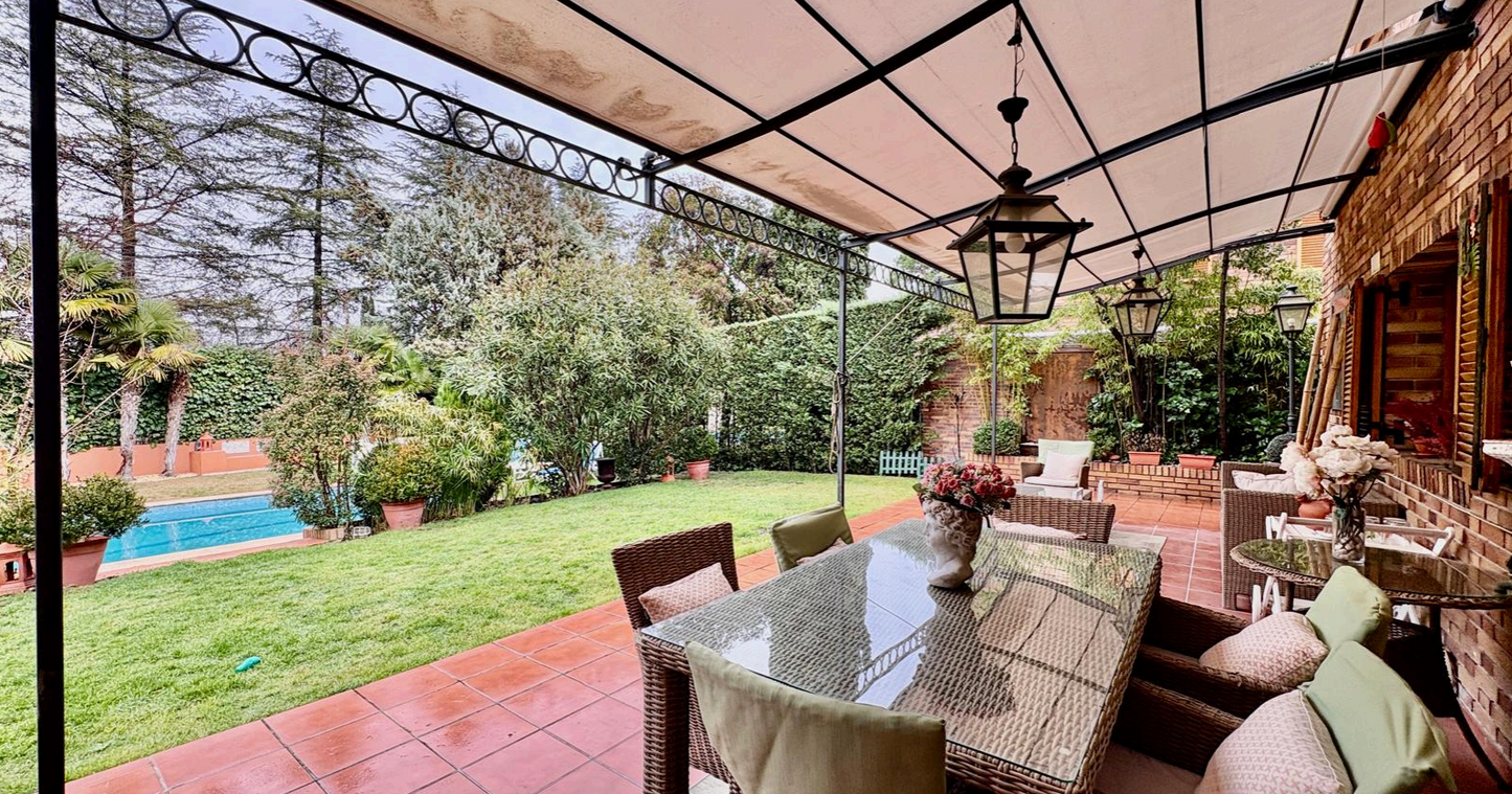 CHALET PASEO DE ALCOBENDAS - 371 m2