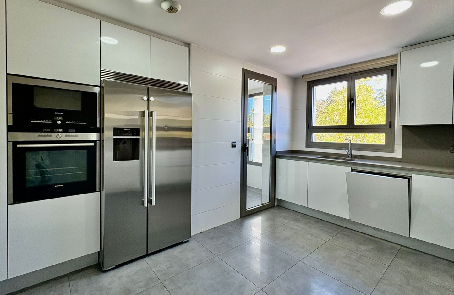 compra de pisos en la moraleja 